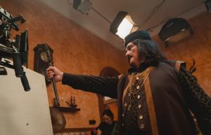 
                                       Puisi Clift Sangra untuk Suzanna, Aku Takut Lupa Suaramu yang Paling Sederhana