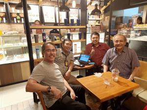 
                                       Empat Sekawan: Jejaring, Intuisi, dan Pengaruh di Balik Layar