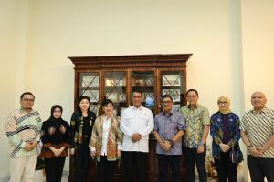 Program Makan Bergizi Gratis Dongkrak Ekonomi Rakyat, Mentan Amran Pastikan Pasokan Pangan Nasional Aman