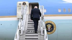 Protokol Ketat AS: Semua Barang dari China Dibuang Sebelum Trump Naik Air Force One