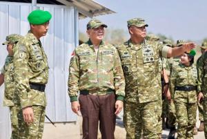 ?>