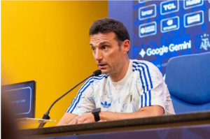 
                                        Jelang Duel Final Lawan Spanyol, Lionel Scaloni Akui Tidak Ada Persiapan Khusus