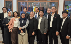 
                                       Kabinet Bayangan Diluncurkan, Ini 15 Menterinya yang Klaim Siap Perkuat Pengawasan terhadap Pemerintah Prabowo-Gibran