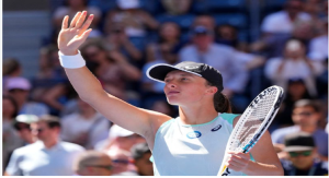 
                                         Petenis Peringkat Satu Dunia Sabalenka dan Ketujuh Swiatek Lenggang Mulus ke Babak Ketiga WTA 1000 Toronto