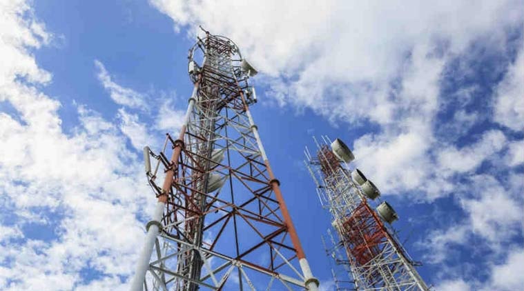 Layanan Tiga Operator Seluler Terdampak Gempa M 7,7 di NTT, Komdigi Pantau Pemulihan 200 BTS
