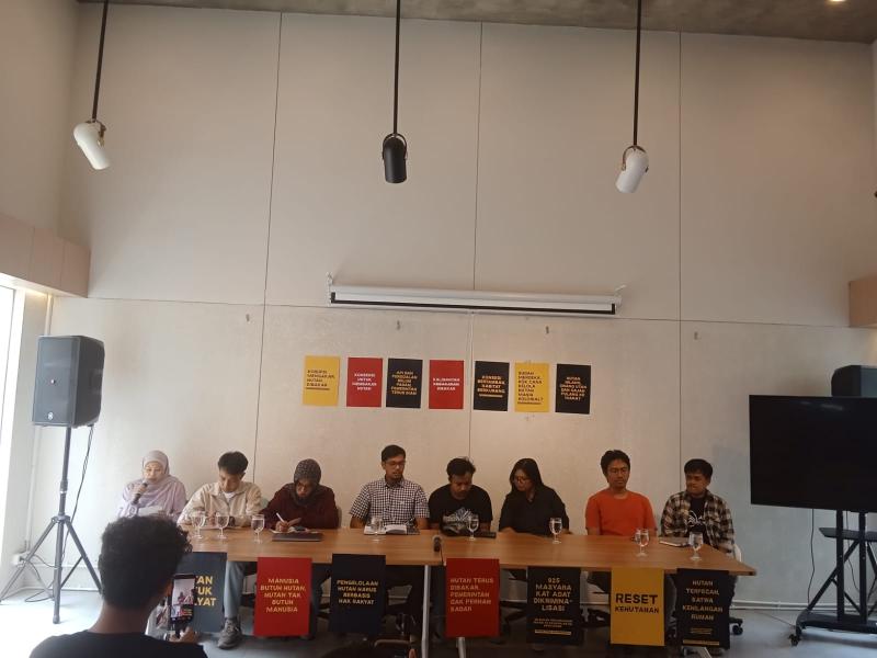 Karhutla Bukan Sekadar Fenomena Alam, Koalisi Reset Kehutanan Mendesak Revisi Total UU Kehutanan