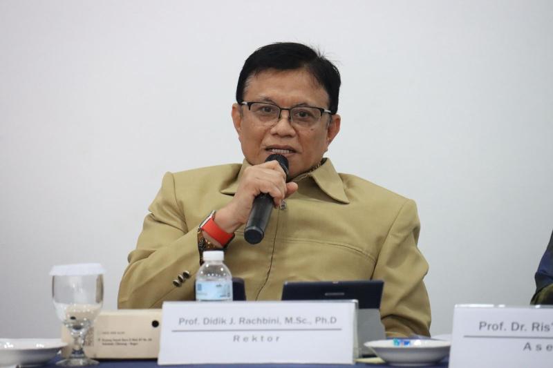 Pergantian Kepemimpinan BI Dinilai Tidak Cukup untuk Memperkuat Rupiah dalam Lima Tahun ke Depan