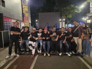 
                                       Simon Martinus Satukan 100 Band Pelajar, Rivalitas Kompetisi Berubah Jadi Kebersamaan